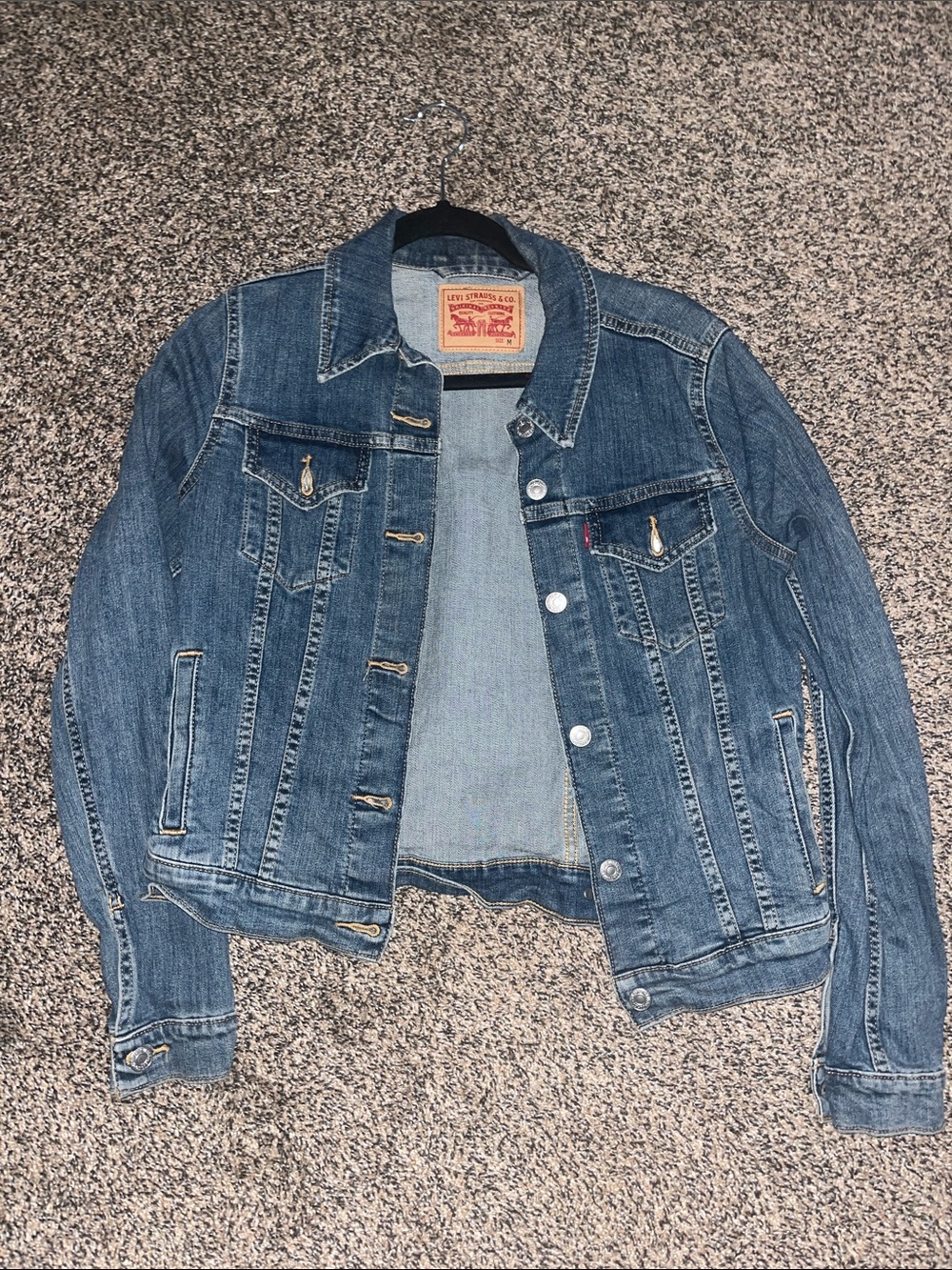 Levi'se Women’s Medium Blue Denim Jacket